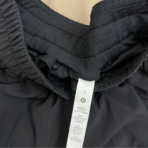 Lululemon Black Track That High-Rise Lined - Picture 5 of 6